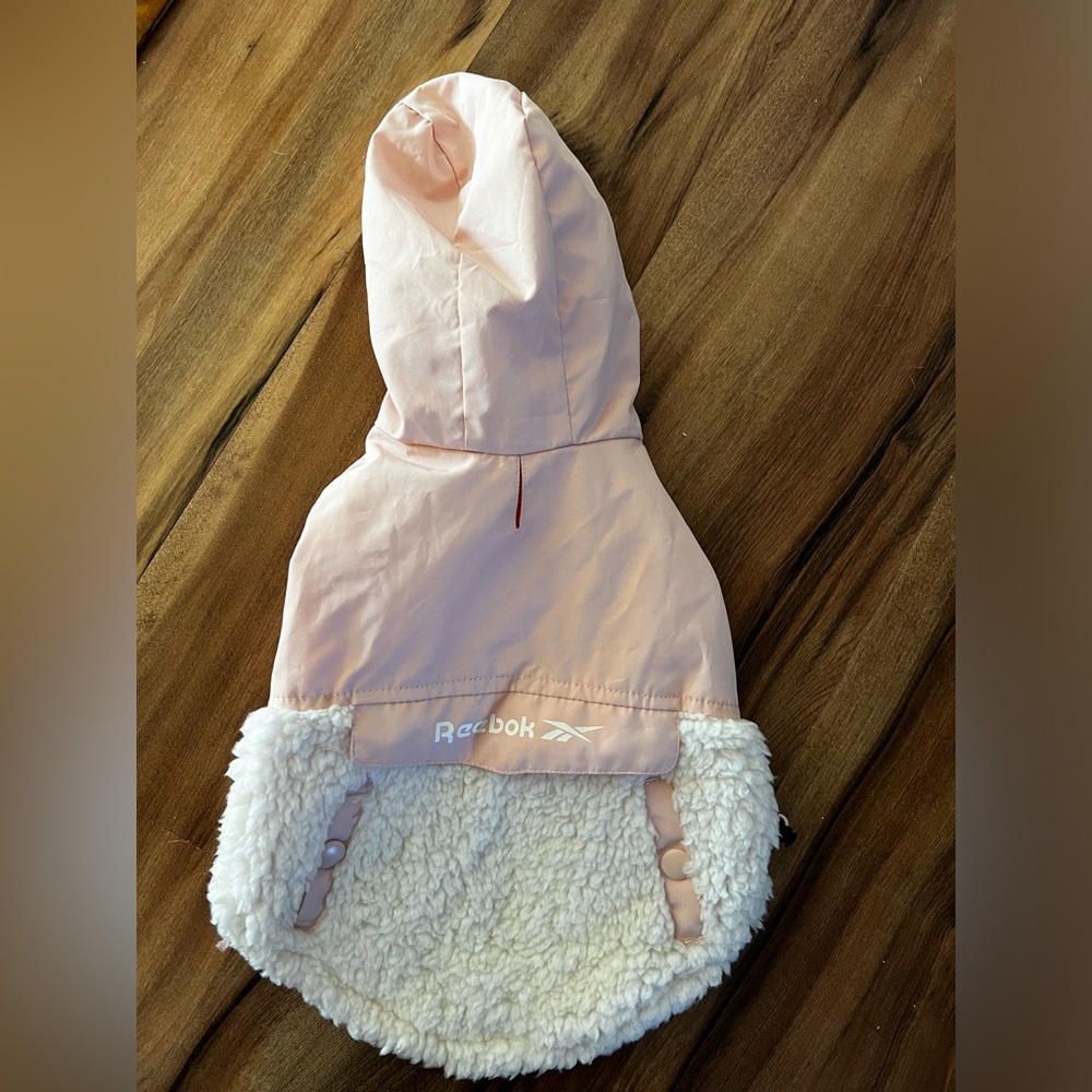 S - REEBOK. Pet sweater NWOT